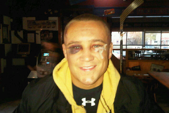 mark_hominick_ufc_129_2