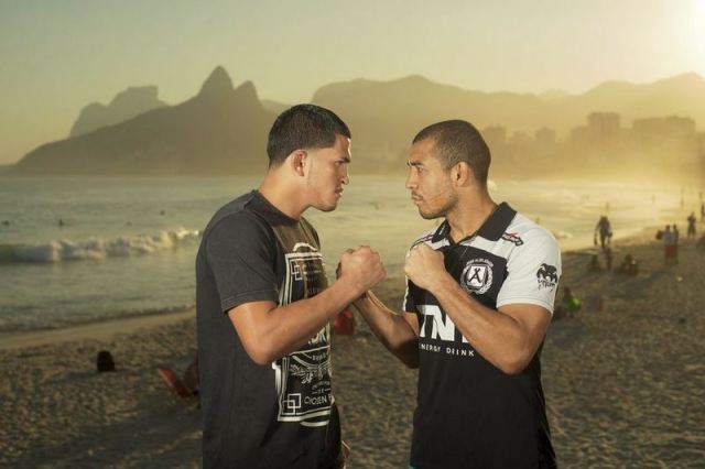 Damn you and your meniscus, Showtime...